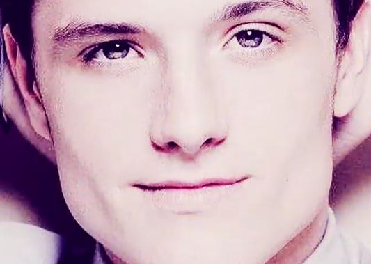 josh jutcherson face